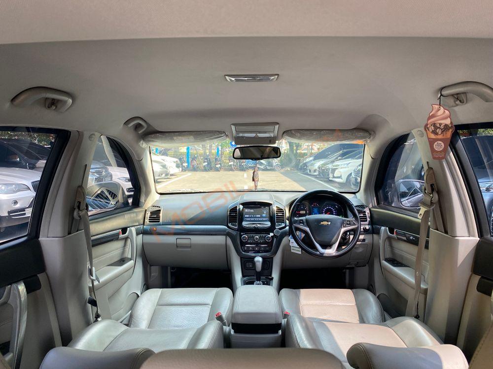 Mobil Chevrolet Captiva 2017