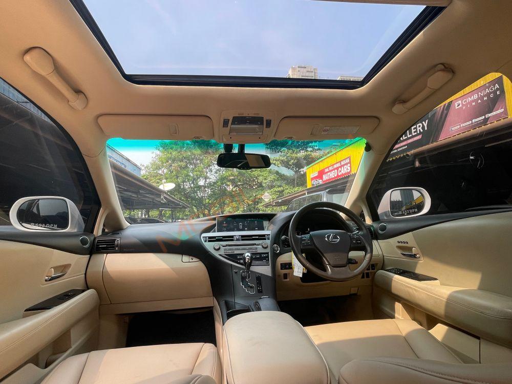 Mobil Lexus RX 2011