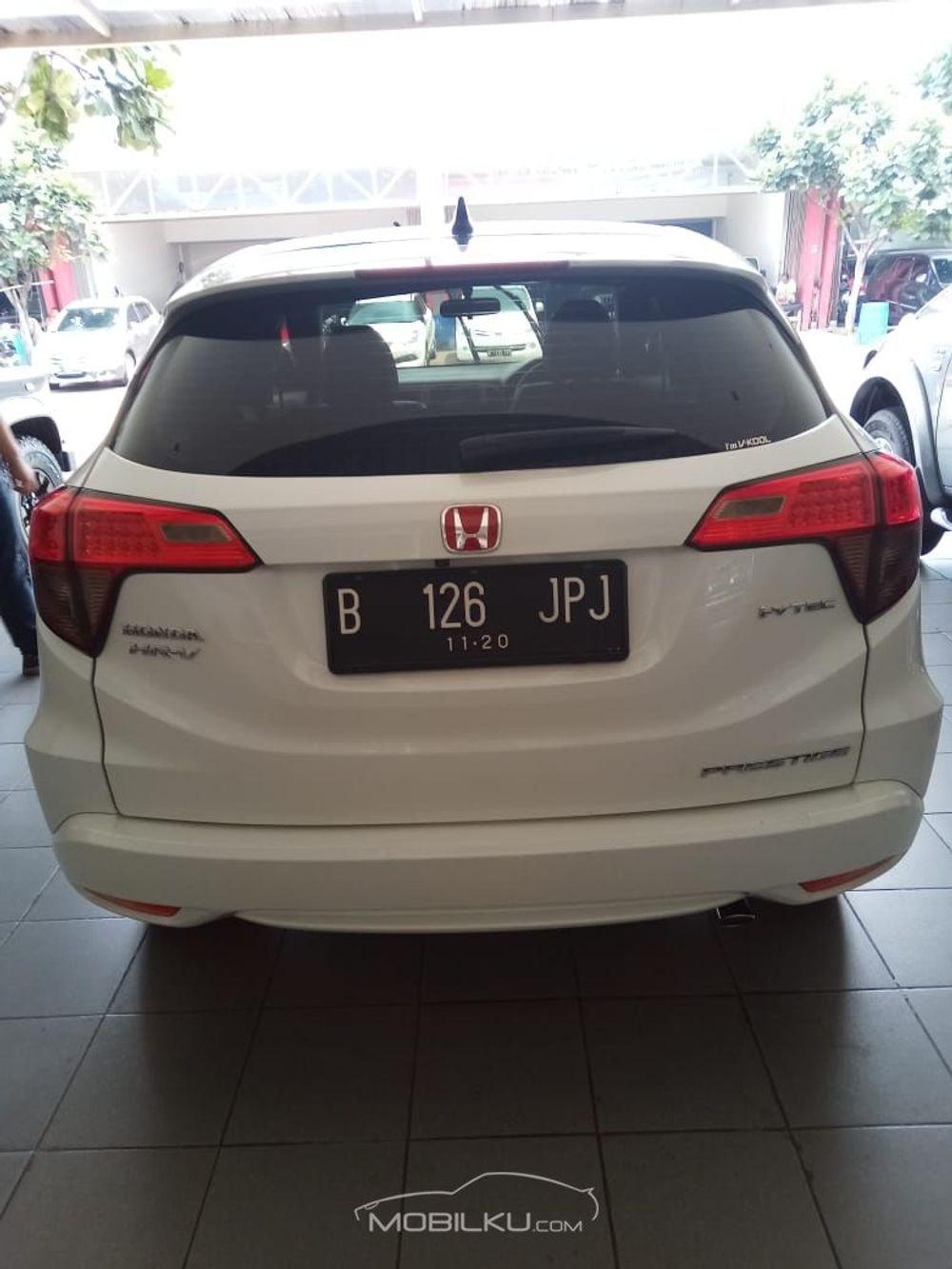 Mobil Honda HR-V 2015