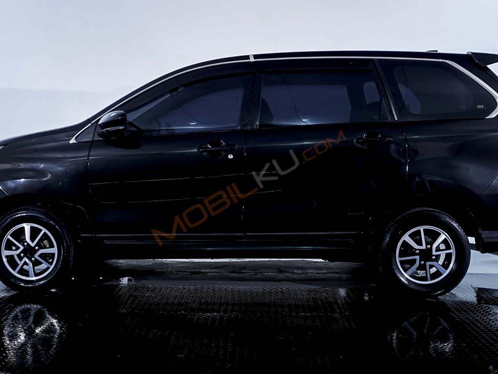 Mobil Daihatsu Xenia 2021