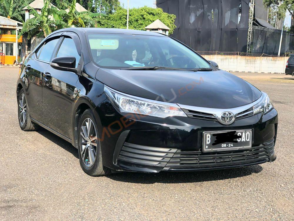 Mobil Toyota Corolla 2018