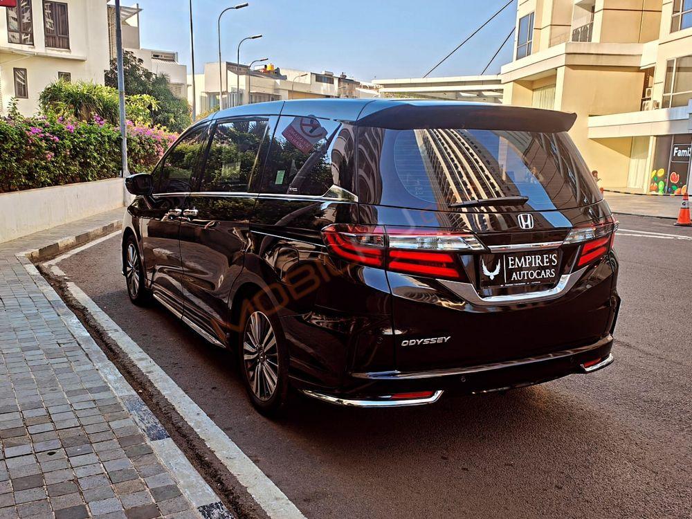 Mobil Honda Odyssey 2018