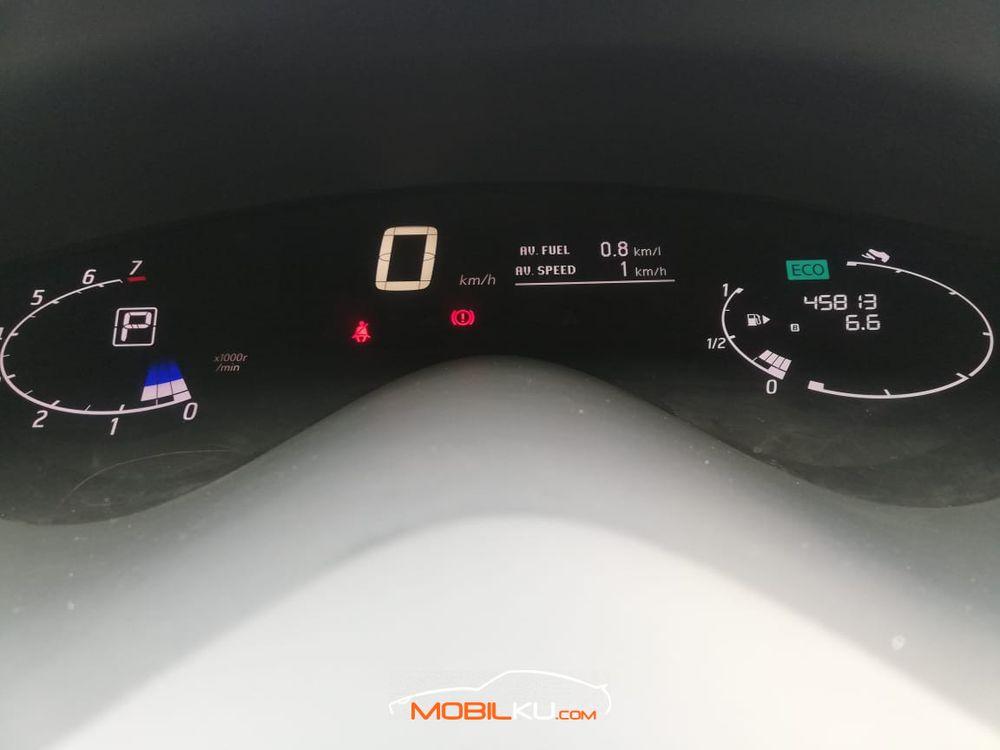 Mobil Mitsubishi Pajero Sport 2014