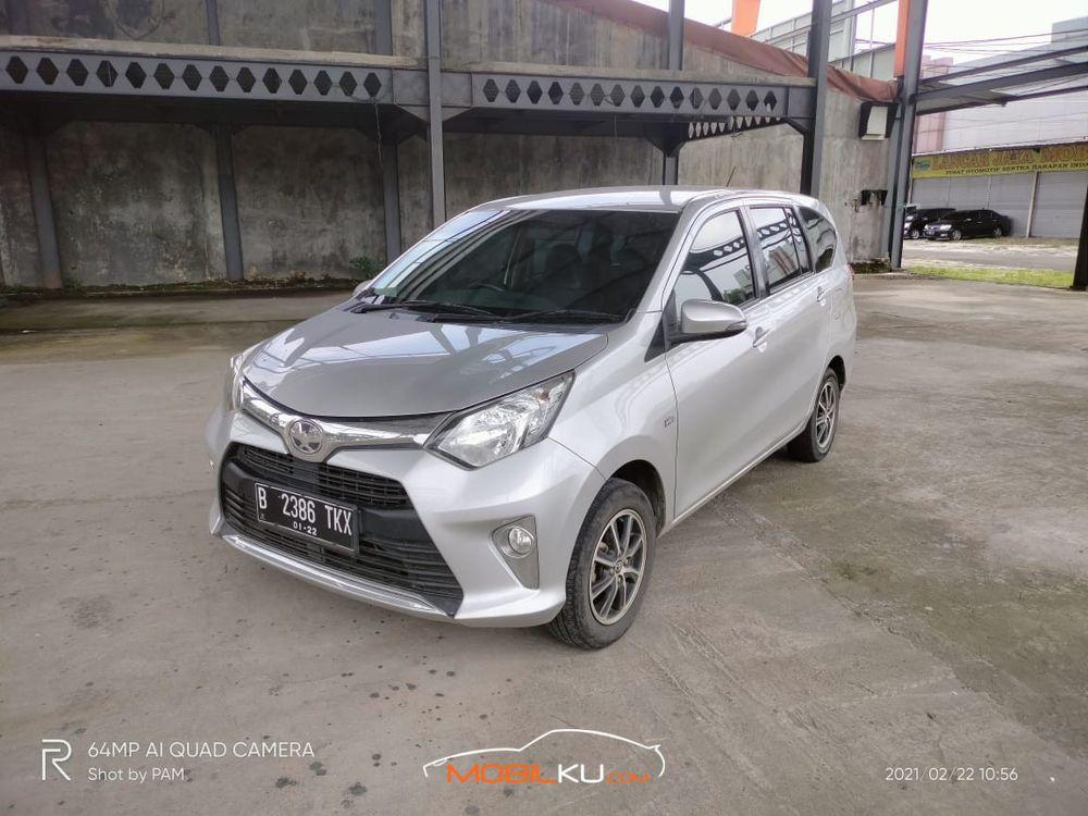 Mobil Toyota Calya 2017