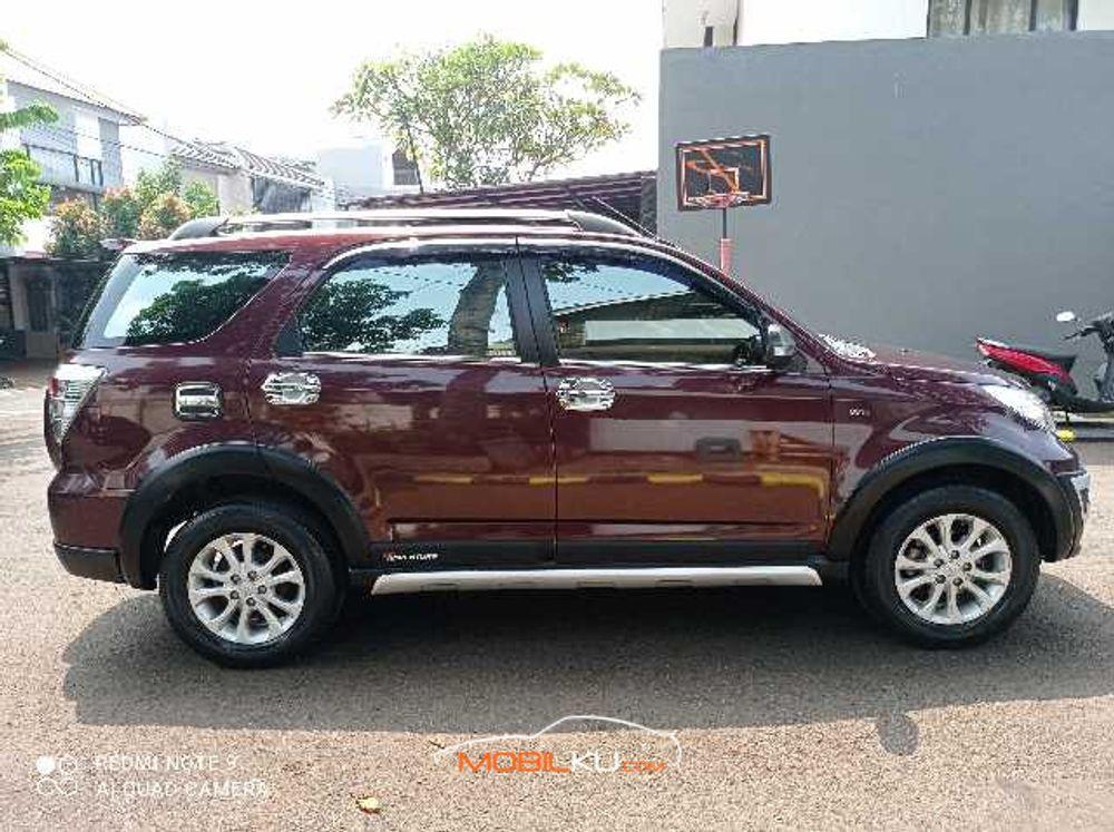 Mobil Daihatsu Terios 2014