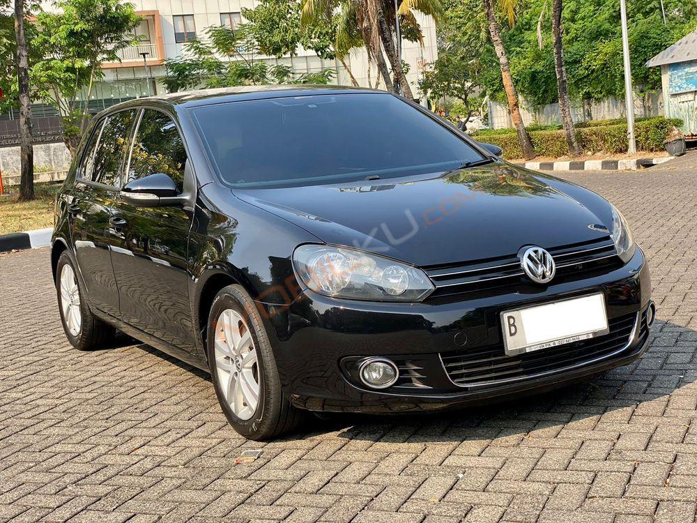 Mobil Volkswagen Golf 2013