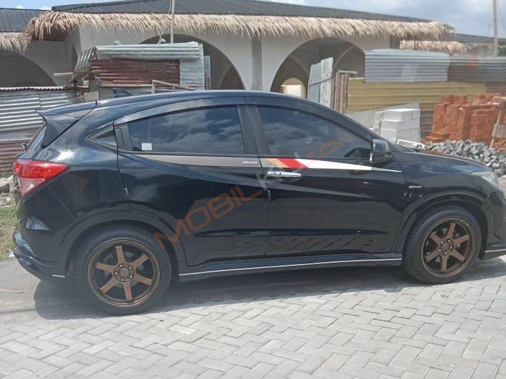 Mobil Honda HR-V 2018