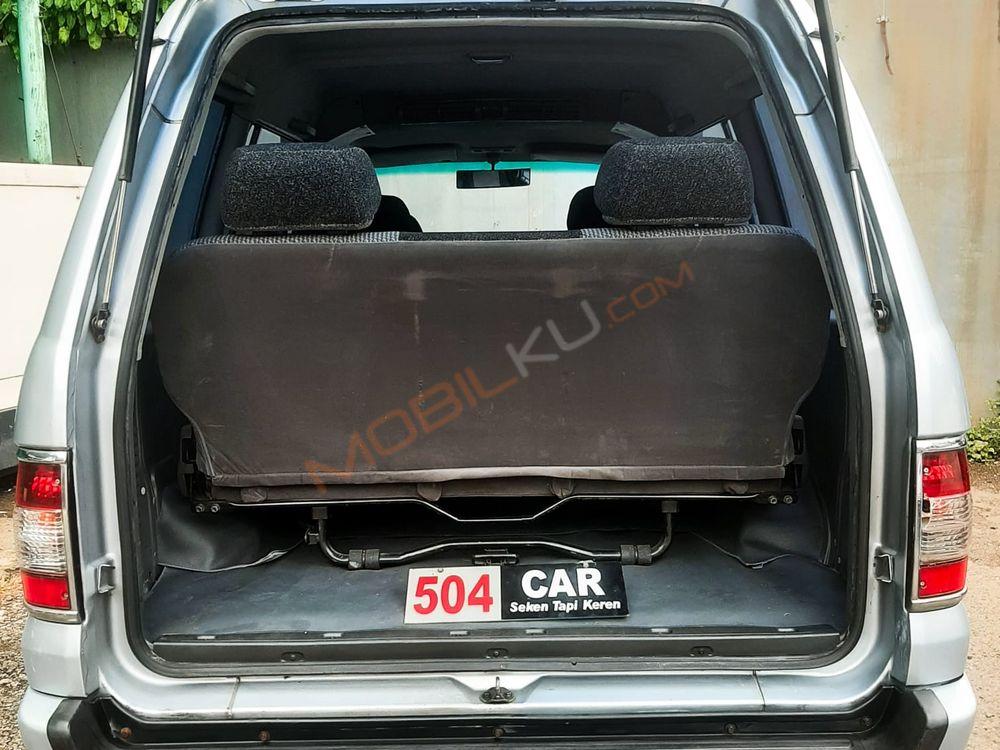 Mobil Mitsubishi Kuda 2003