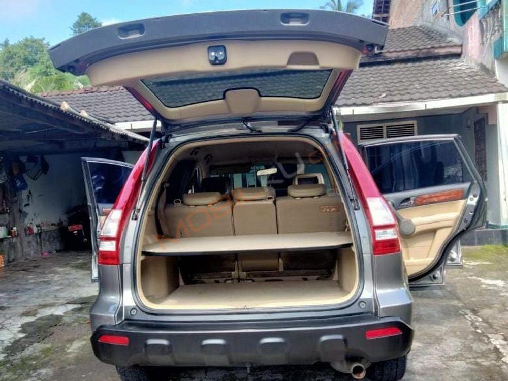 Mobil Honda CR-V 2009