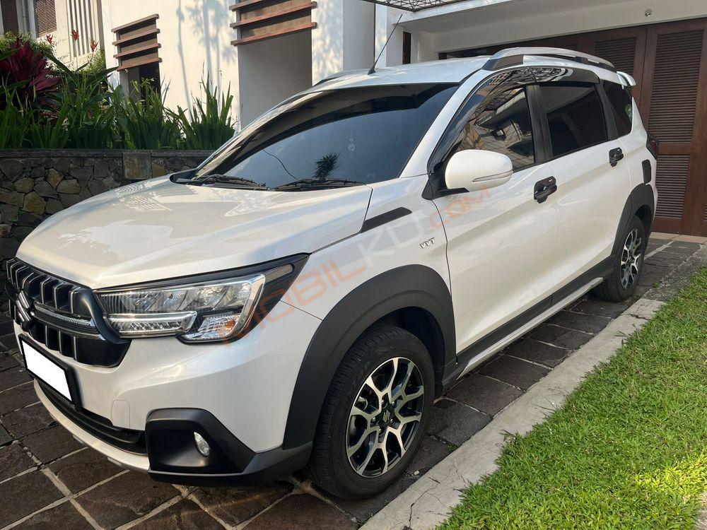 Mobil Suzuki Grand Vitara 2022