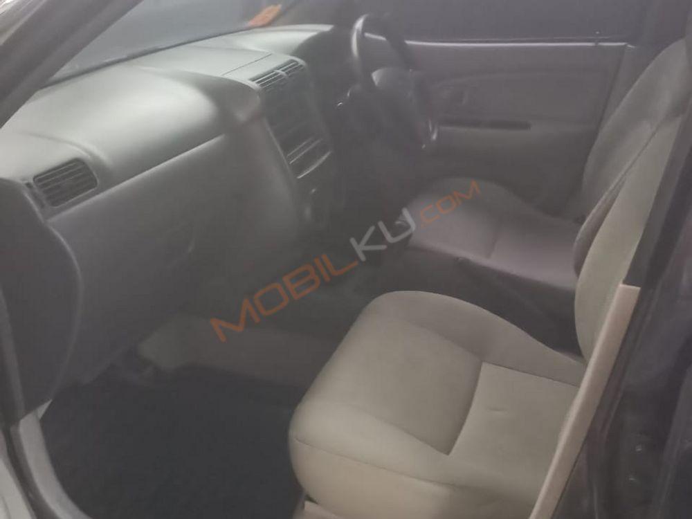Mobil Daihatsu Xenia 2011