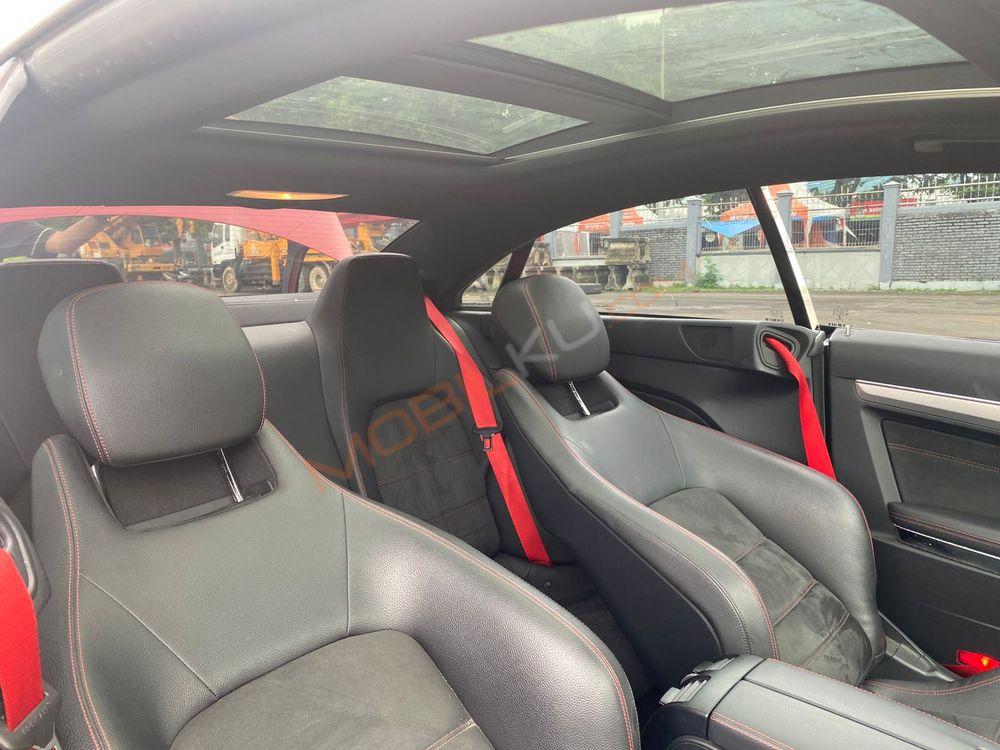 Mobil Mercedes-Benz E-Class 2014