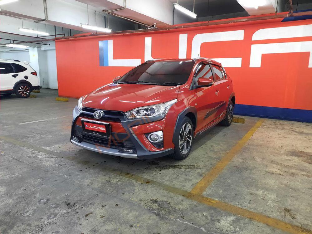 Mobil Toyota Yaris 2017