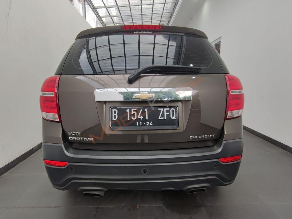 Mobil Chevrolet Captiva 2014