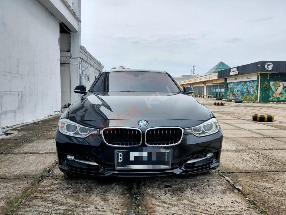 Mobil BMW 3 Series 2014