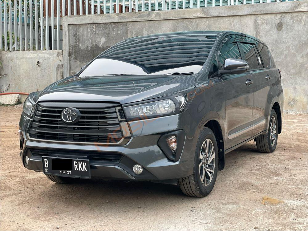 Mobil Toyota Kijang Innova 2022