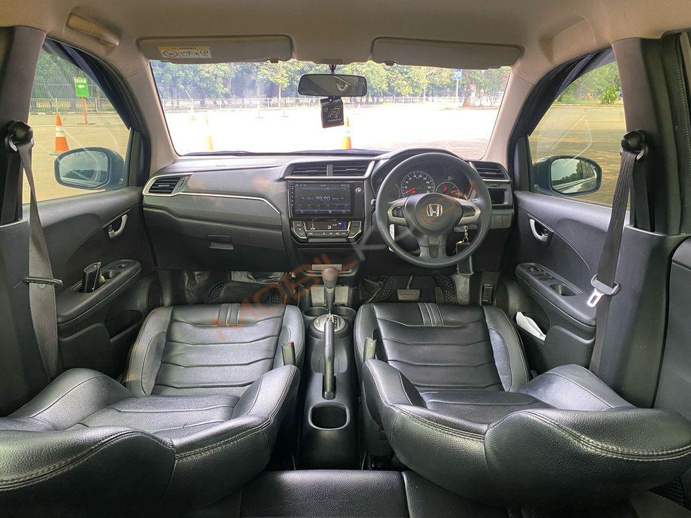 Mobil Honda Brio 2021