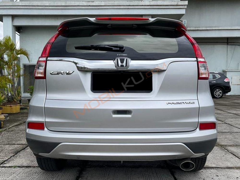Mobil Honda CR-V 2015