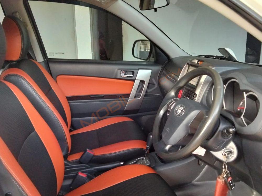 Mobil Toyota Rush 2016