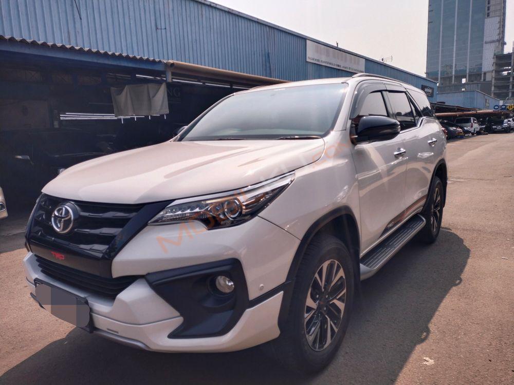 Mobil Toyota Fortuner 2019