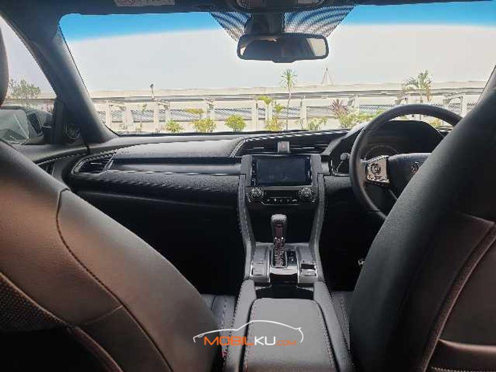 Mobil Honda Civic Sedan 2020