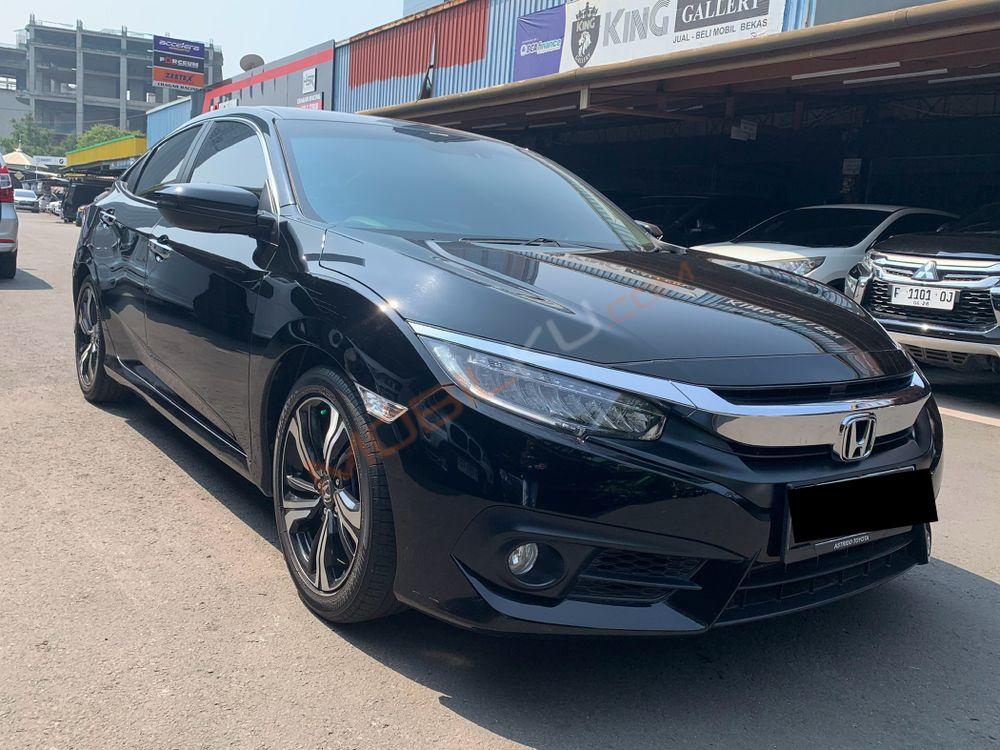 Mobil Honda Civic Sedan 2017