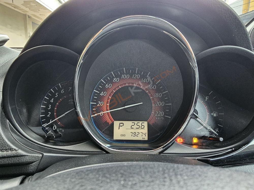 Mobil Toyota Yaris 2017