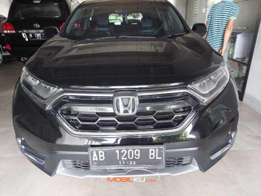 Mobil Honda CR-V 2017