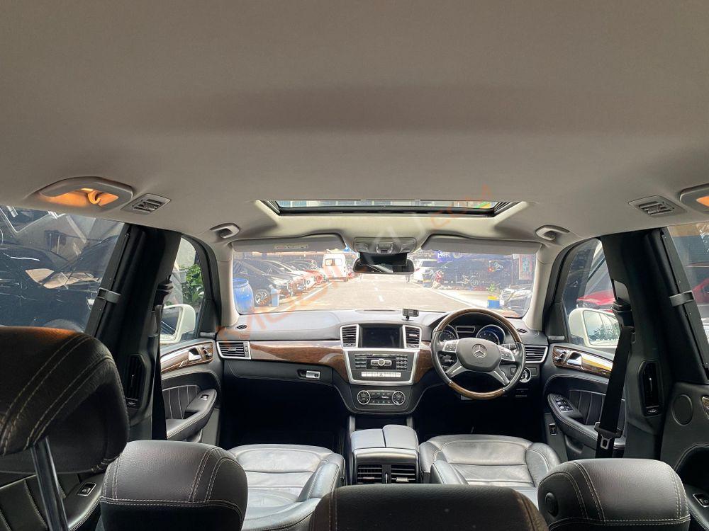 Mobil Mercedes-Benz GL 2016
