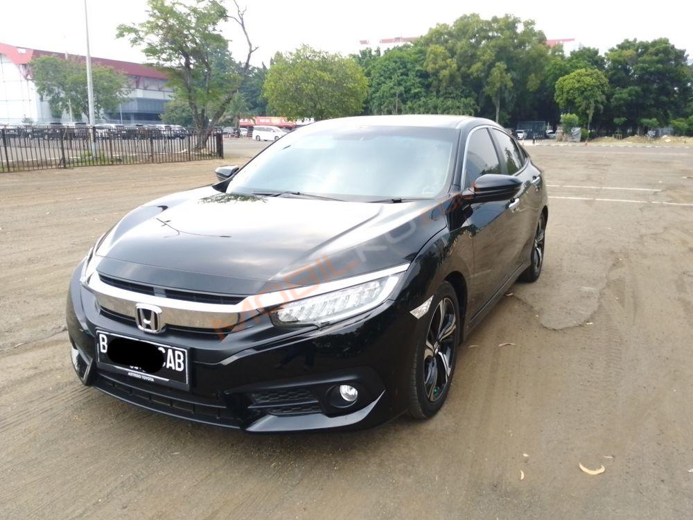 Mobil Honda Civic Sedan 2017