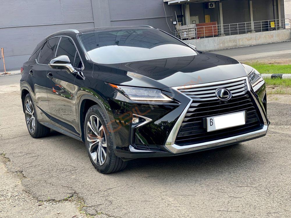 Mobil Lexus RX 2017