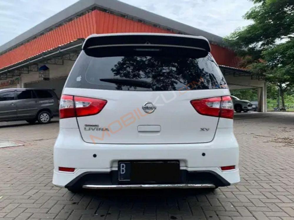 Mobil Nissan Livina 2018