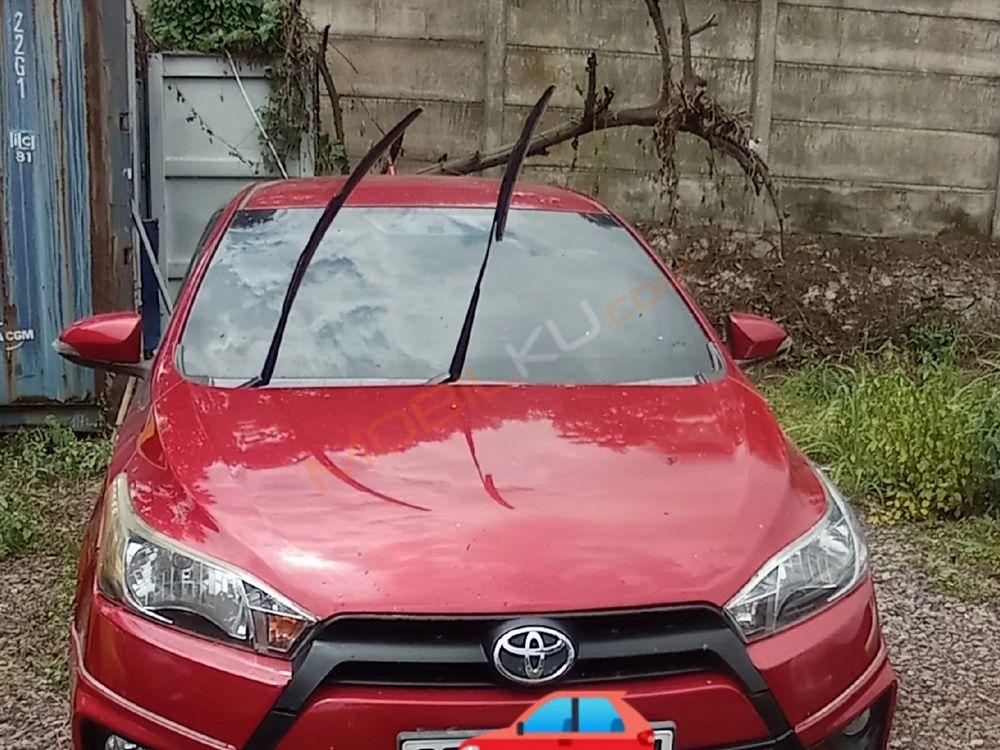 Mobil Toyota Yaris 2017