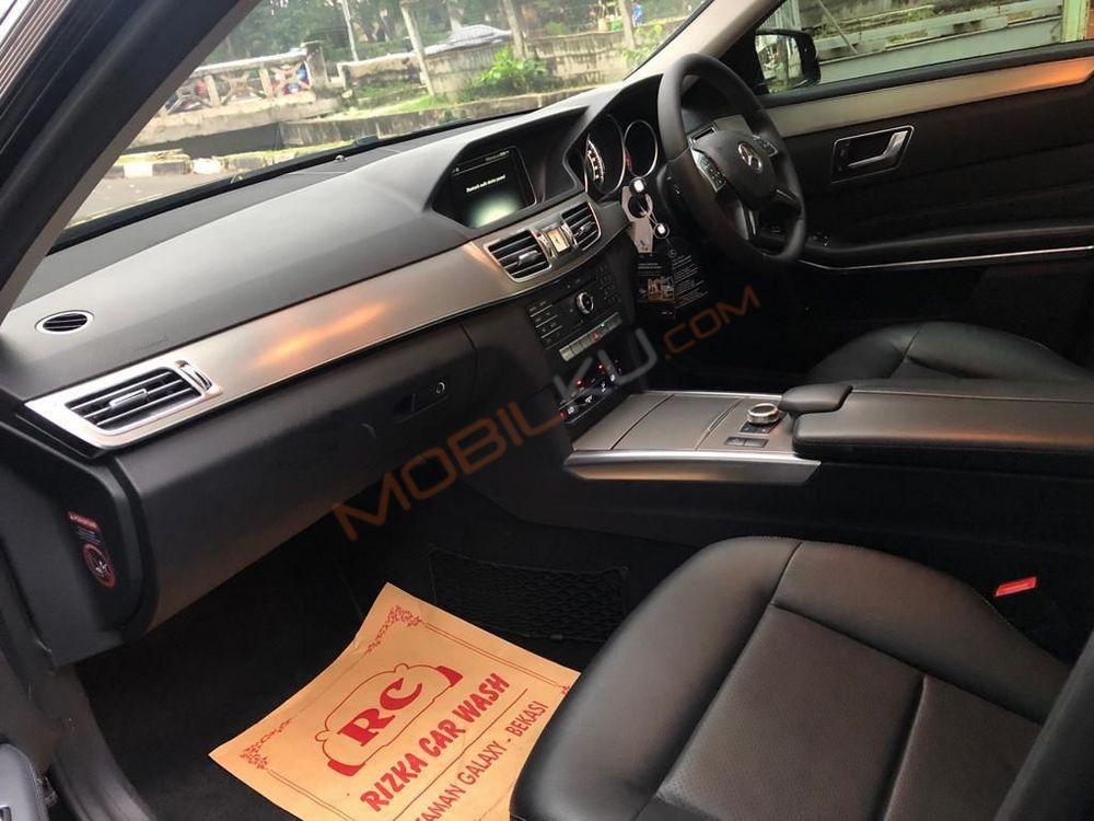 Mobil Mercedes-Benz E-Class 2016
