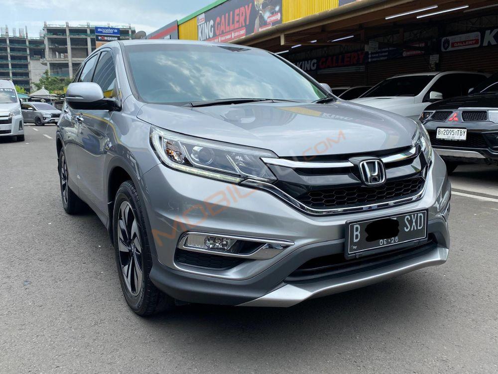 Mobil Honda CR-V 2016