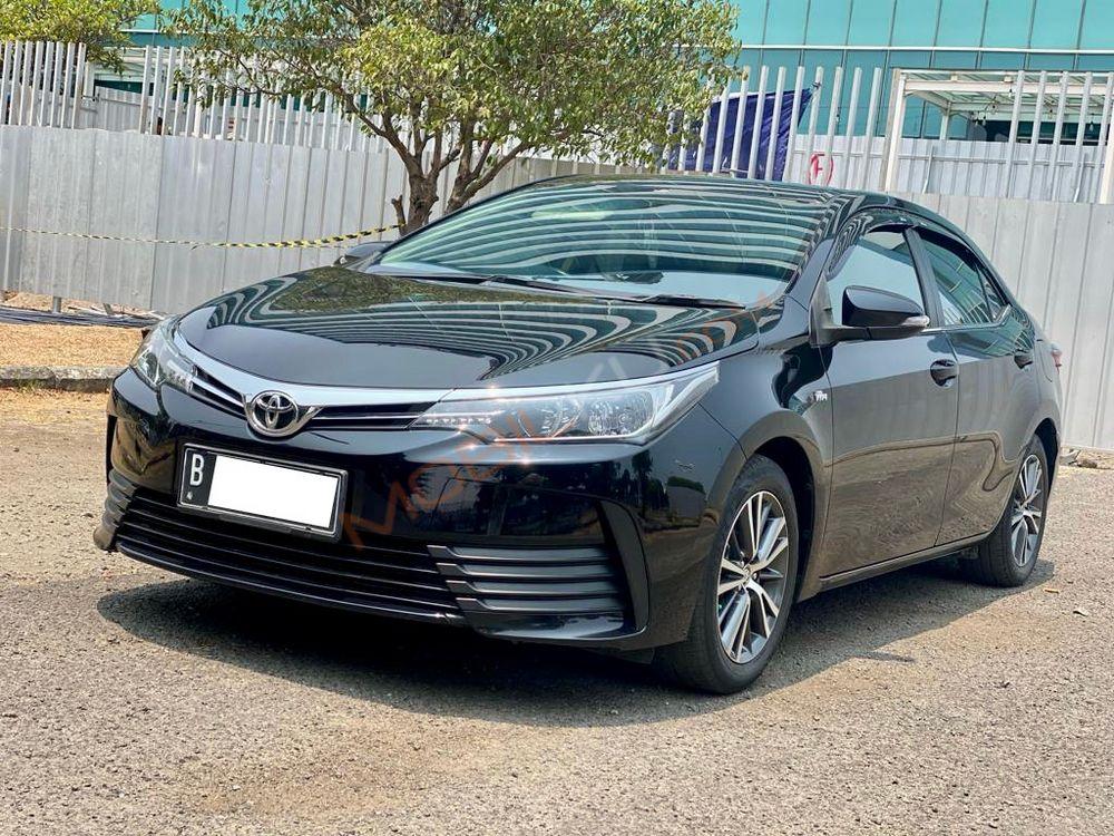 Mobil Toyota Corolla 2018