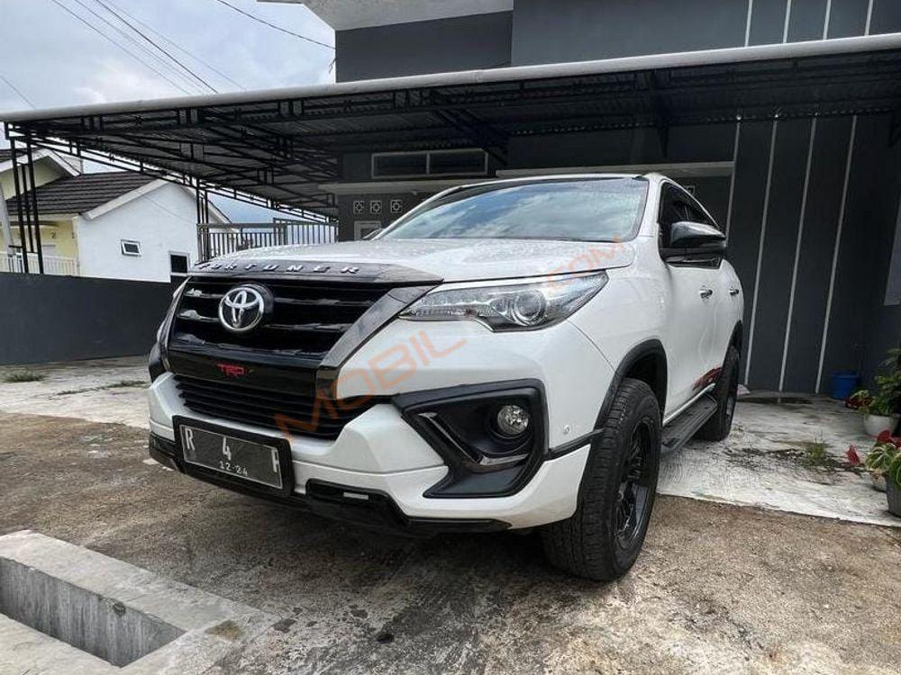 Mobil Toyota Fortuner 2019
