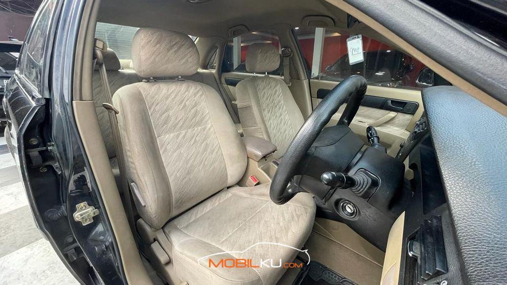 Mobil Chevrolet Optra 2003