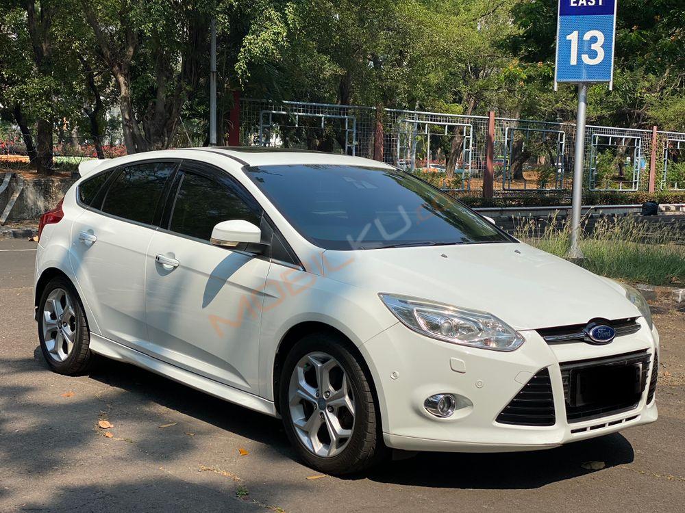 Mobil Ford Focus 2013