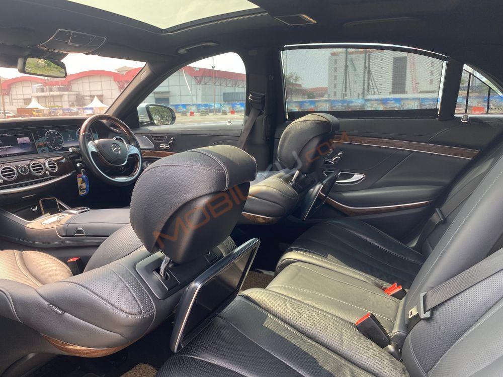 Mobil Mercedes-Benz S-Class 2015