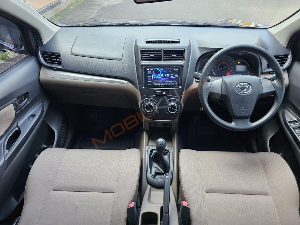Mobil Toyota Avanza 2018