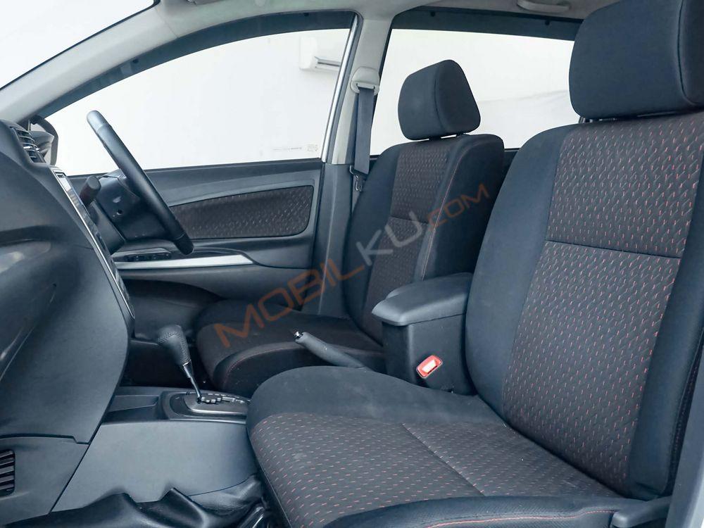 Mobil Toyota Avanza 2021