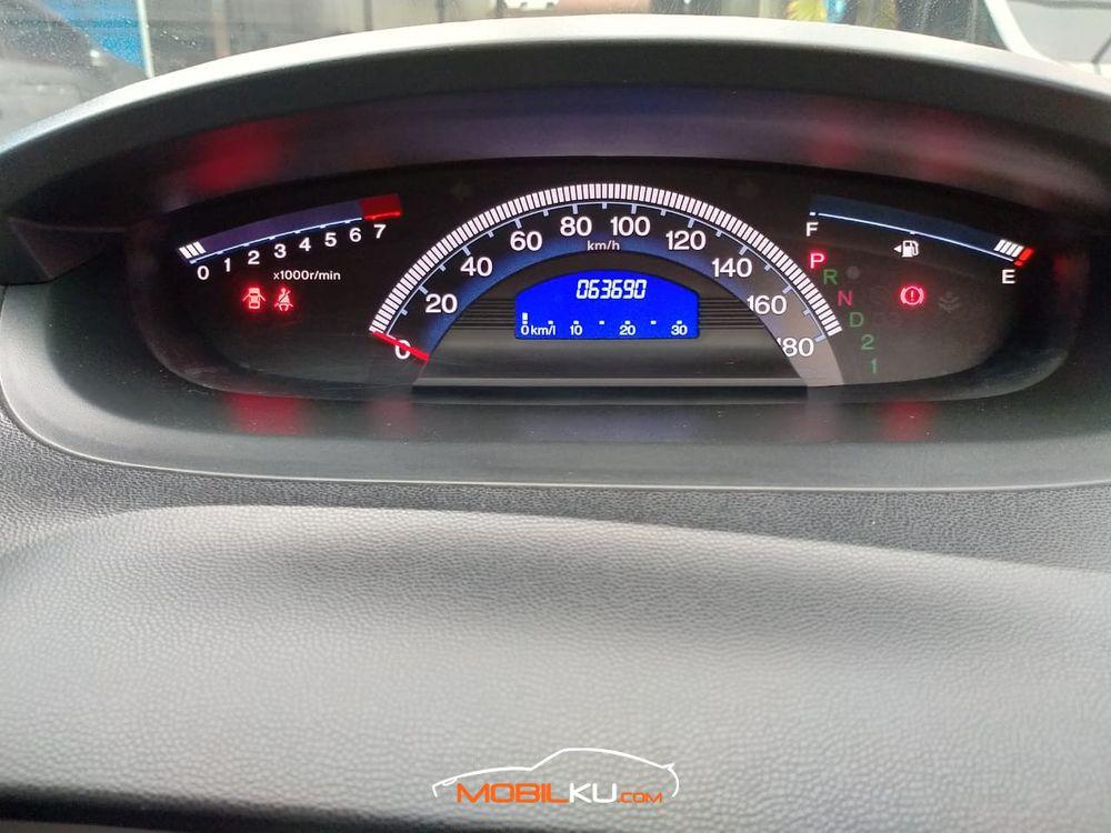 Mobil Honda Freed 2014