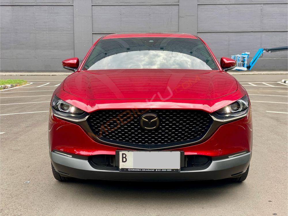 Mobil Mazda CX-30 2023