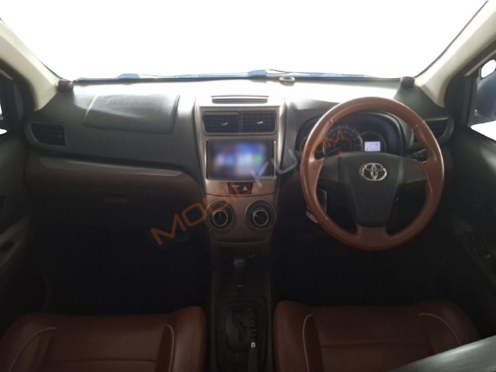 Mobil Toyota Avanza 2018