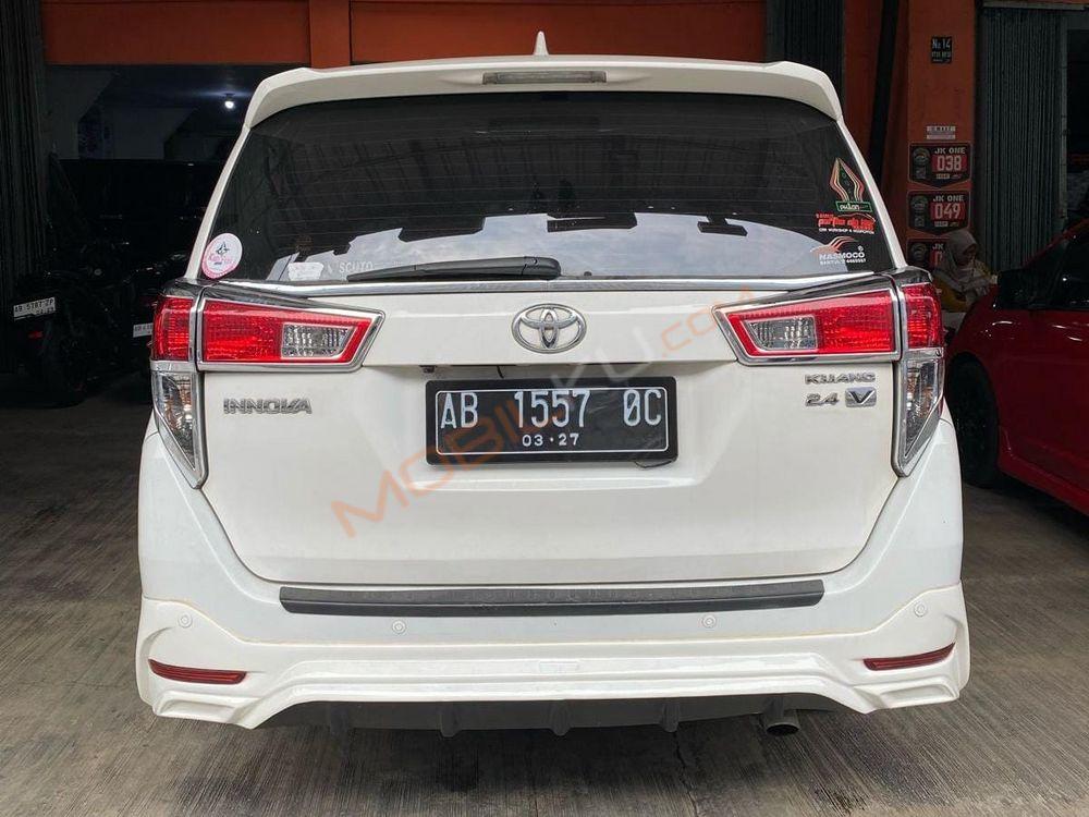 Mobil Toyota Kijang Innova 2019