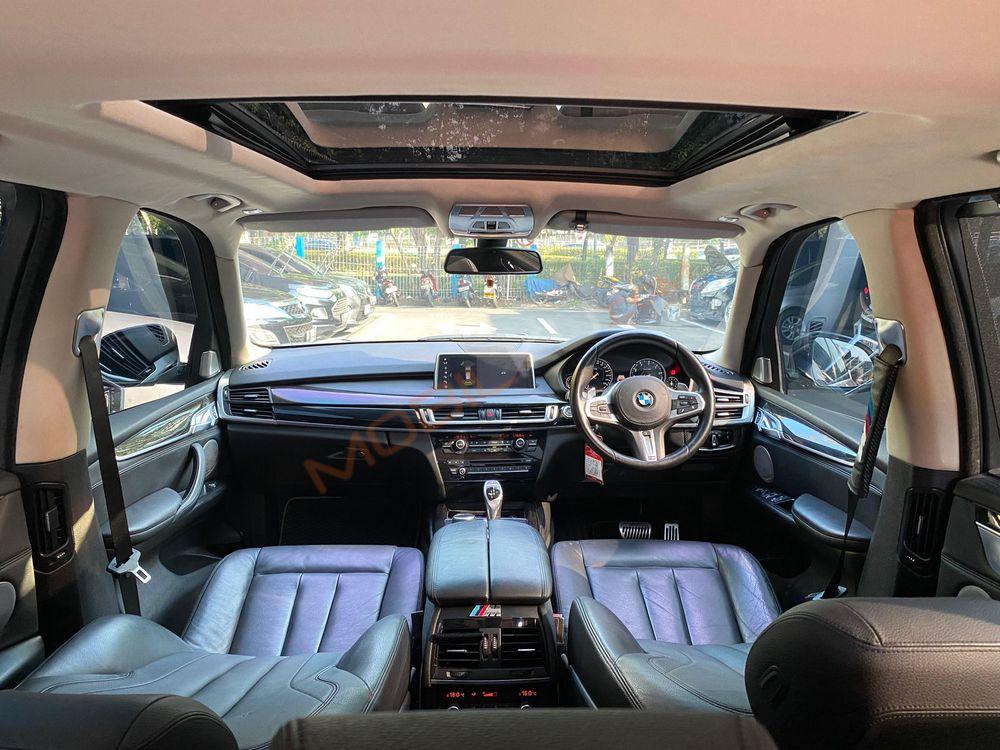 Mobil BMW X5 2016
