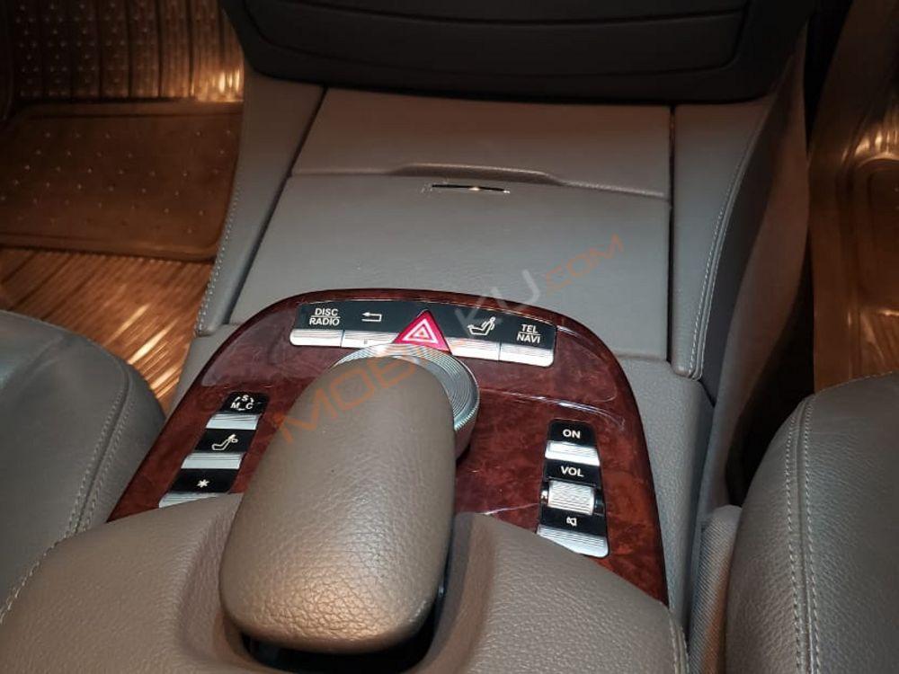 Mobil Mercedes-Benz S-Class 2007