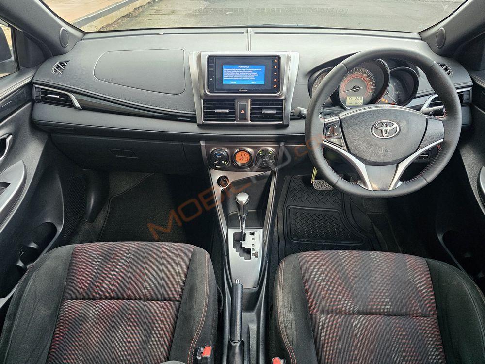 Mobil Toyota Yaris 2017