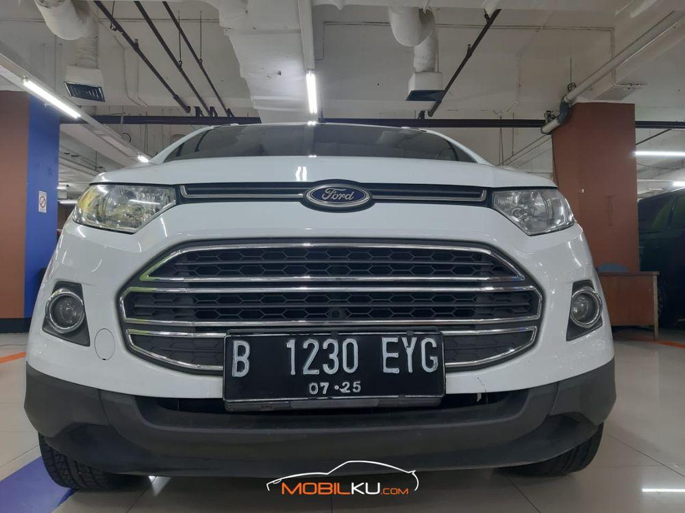 Mobil Ford EcoSport 2014